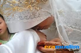 Catatan Seorang Istri: Satu Langkah Lagi
