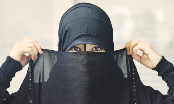 Larangan Burka dan Aturan Masker di Belanda, Sebuah Ironi?