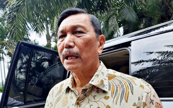 Luhut Berwacana Naikkan Pajak Kendaraan, Netizen: Yang Bikin Regulasi Dia, yang Bisnis Dia Juga
