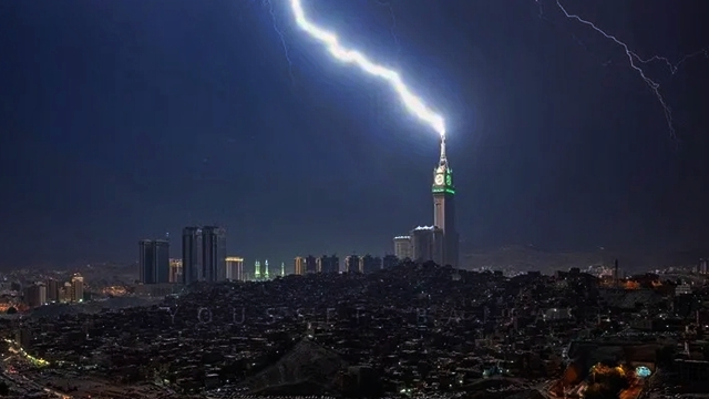 Lecehkan Kebenaran, Tokoh Ini Disambar Petir