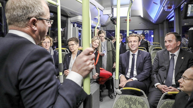 Di Swedia dan Kuba, DPR Bukan Jabatan Mewah dan Istimewa