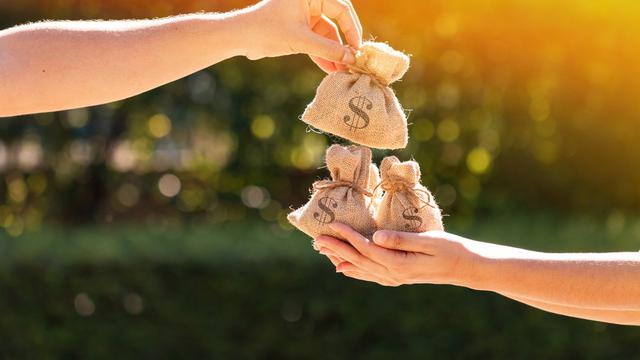 Menjaga Harga Diri Dari Orang Yang Kita Beri Sedekah