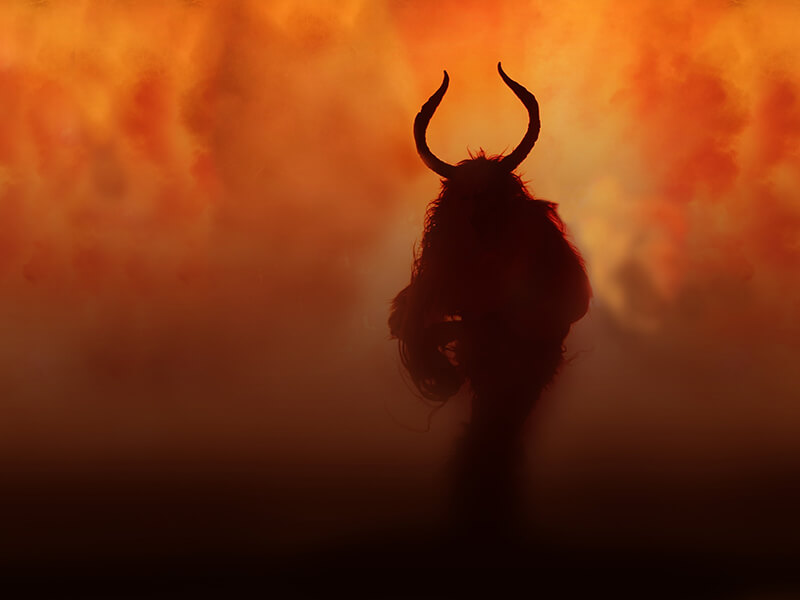 Usia 40 Masih Saja Bermaksiat, Kecupan Setan Untuknya