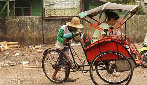 Episode Masjid Jogokariyan: Kisah Infaq Tukang Becak, Bikin Ketua DKM Menangis Haru