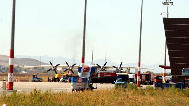 Turki Kembali Paksa Mendarat Pesawat Armenia yang Menuju Suriah