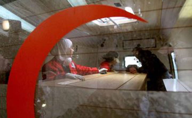 LSM: 95% Lebih Bantuan yang Dikirim ke Bulan Sabit Merah Disita Rezim Suriah