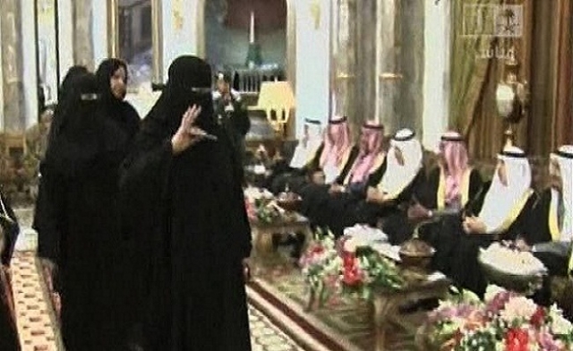 Penolakan Ulama atas Pelantikan Dewan Syura Perempuan di Saudi