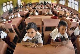 Menapaki Jalan Labirin Pendidikan Indonesia