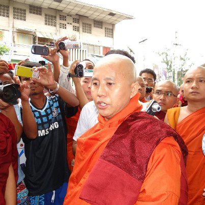 Biksu Wirathu Sebut Muslim Sebagai 'Anjing Gila'