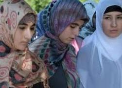 Saat ini Muslimah Chechnya Semangat Berjilbab, Cantik dan Solehah...