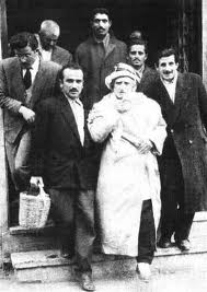 Kala Mujahid dipenjara, maka Penjara itu kan Menjadi Masjid   