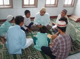 Mendesak, Lembaga Kader Dakwah Remaja