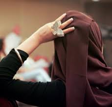 Mana Yang Teroris ? Penyerangan Muslimah di London
