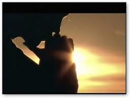 Mengapa Hanya Risau Dengan Dunia