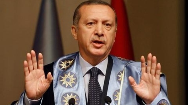 Dukung Pejuang Suriah, Gelar Doktor Kehormatan Erdogan Di Copot
