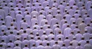 Khutbah Iedul Fitri : Al-Qur’an dan Pemimpin Yang Shaleh, Pilar Kejayaan Umat