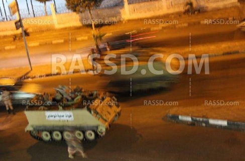 Militer Mesir Kerahkan Kendaraan Lapis Baja Untuk Bubarkan Demonstran di Port Said
