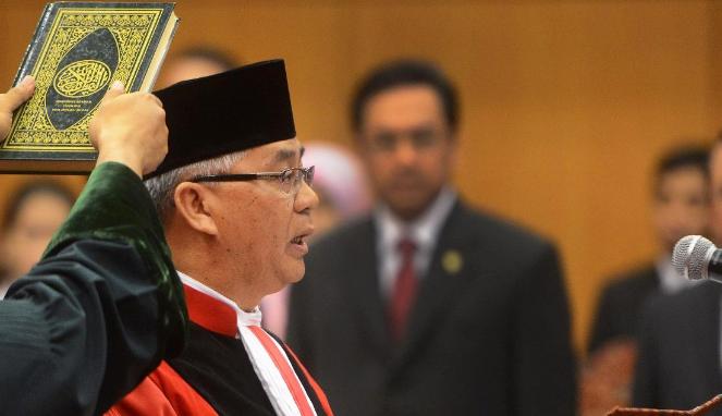 Akil Mochtar : Saya Sumpahin Masuk Neraka Jahanam yang Paling Jelek