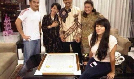 Bunda Putri Itu Ternyata Sangat Dikenal Para Elit