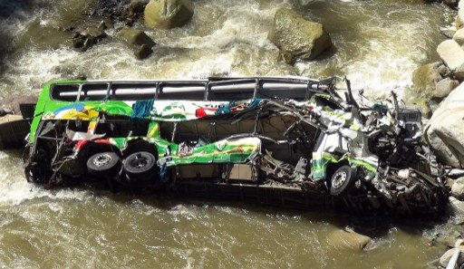 50 Orang meninggal Dalam Kecelakaan Bus Di Peru