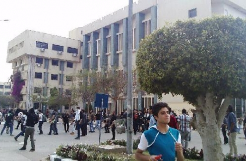 Rektor Universitas Al Azhar Di Mansoura Perintahkan Preman Bayaran Serang Demonstran Anti Kudeta Militer