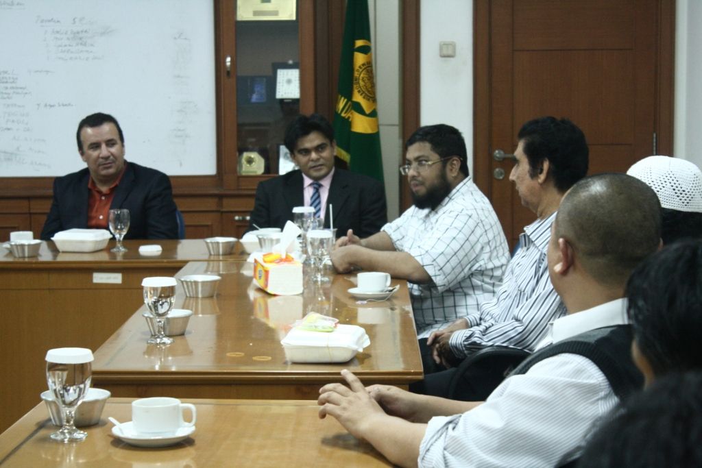 Silaturahim Praktisi Media Islam Iraq ke Dewan Da’wah