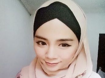 Mantan Model PlayBoy: Jilbab Membebaskanku !