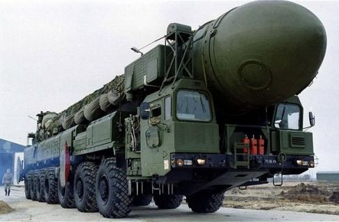 Rusia Akan Ujicoba 70 Rudal Balistik Di tahun 2014