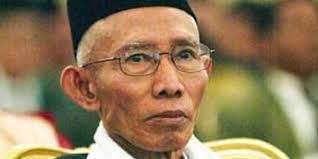 Muslim Indonesia Berduka Cita akan Wafatnya KH Sahal Mahfudz 