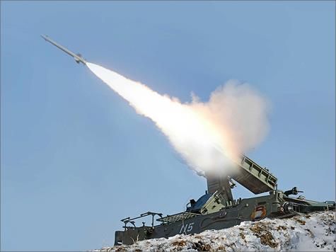 Kim Jong-un Saksikan Langsung Uji Coba Rudal Korea Utara, Tembus 1.500 Km