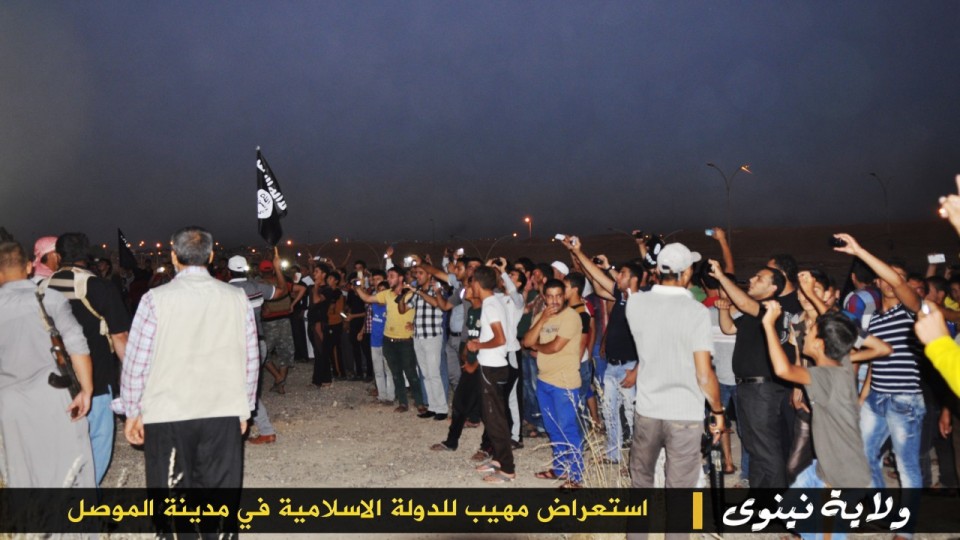 parade militer Sunni 10