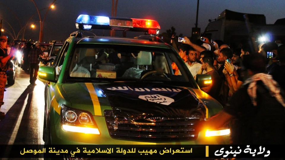 parade militer Sunni 14