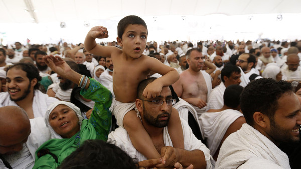 Foto Kepadatan Jamaah Haji Melontar Jamarat Di Mina