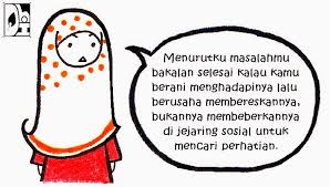 Kenapa Curhat di Medsos ? Aneh...