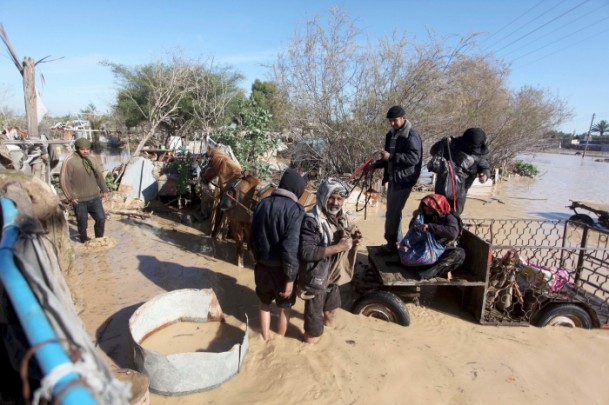 banjir gaza tengah 5