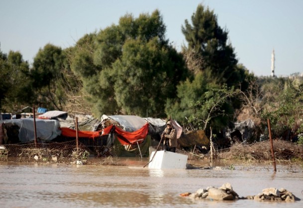 banjir gaza tengah1