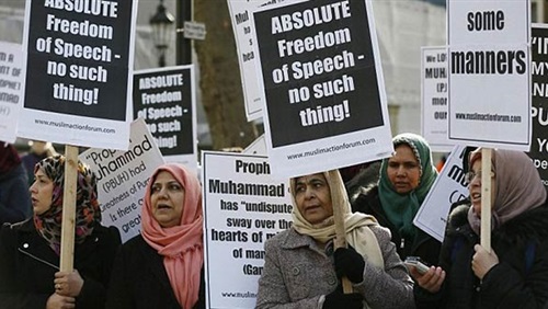 Demonstrasi Muslim Inggris Kutuk Charlie Hebdo