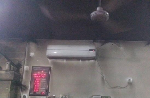 Foto-Foto Masjid Palestina Yang Dibakar Zionis Israel