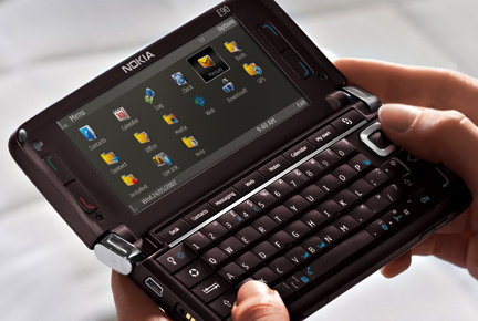 Pemotret Abraham Samad-Feriyani Lim Ketahuan Bohong Soal Nokia E90