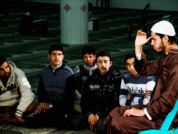 Gaza tuna rungu-mengajarkan ditengah kekurangan diri