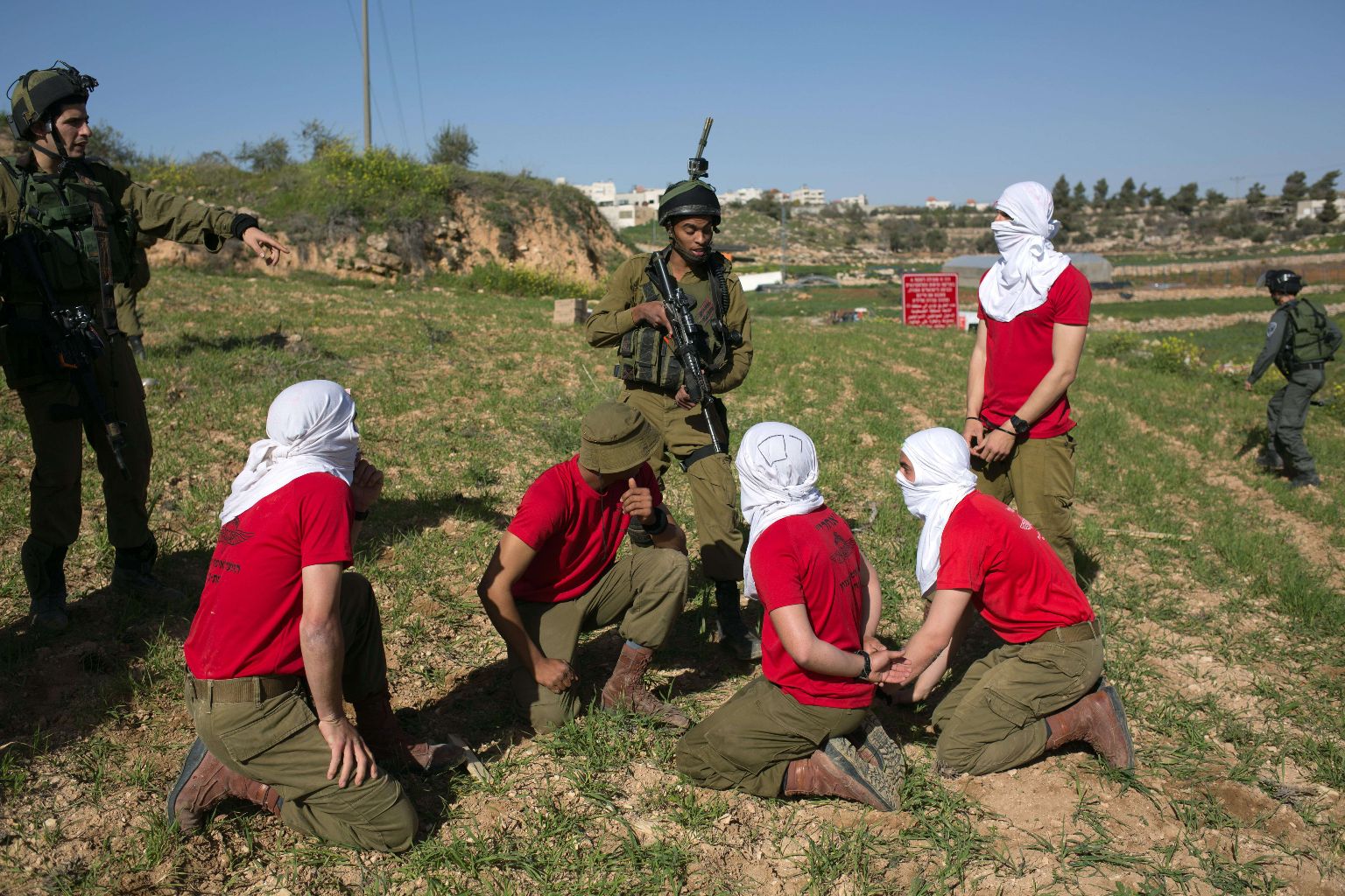ISRAEL-PALESTINIAN-ARMY-DRILL