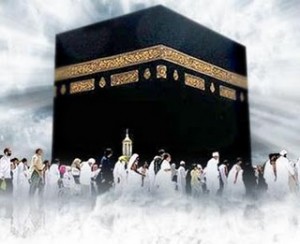 Pemda Aceh Beri Hadiah Umroh Kepada 6 Petugas Kebersihan Yang Berdedikasi Tinggi