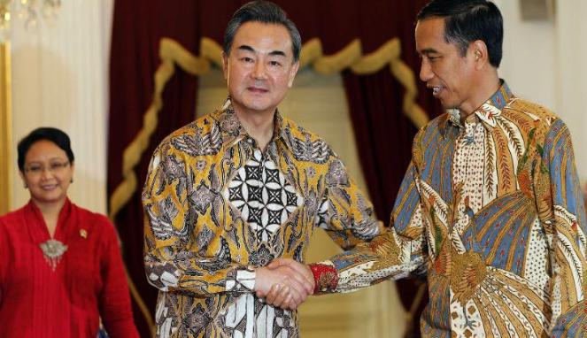 Pinjam 50 Miliar Dolar AS untuk Infrastruktur, Dana Pengurangan Subsidi BBM Rp.100 Miliar dikemanakan?