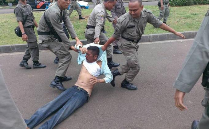 Tommy Tegaskan Jika PKL Tak Bisa Selalu Disalahkan, Ahok Harus Bercermin Diri