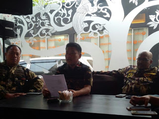 Ahok Anggap TNI Pengawal Sampah, Ini Jelas Pelecehan Luar Biasa