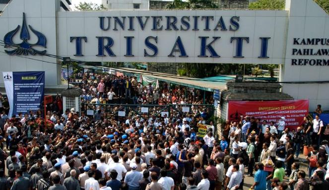 Teman Ahok di Trisakti: Waktu Kita Demo Tahun 1998, Lu Dimana Hok?