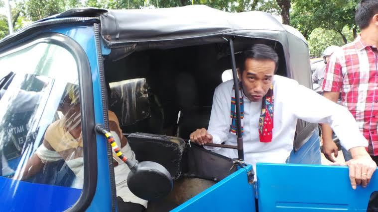 Tjipta Lesmana: Apa Urgensinya Helikopter Baru Untuk Jokowi?