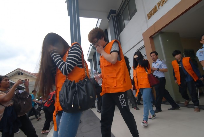 Imigrasi Pulangkan 49 Aseng Ilegal ke Negara Asalnya