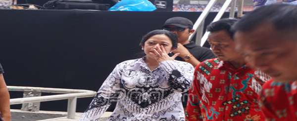 Puan Pidato di HUT PGRI Wakili Jokowi, Para Guru Malah Pergi dan Asyik Selfie