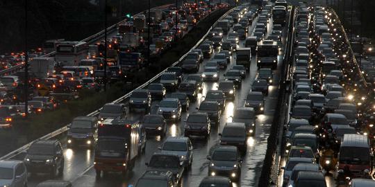 Pemerintah Dan Operator Tol Gagal Antisipasi Kemacetan, Masyarakat Bisa Class-Action